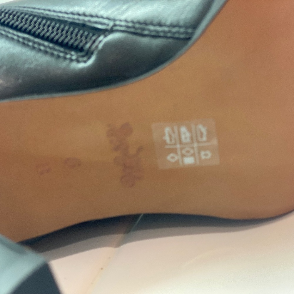 GORGEOUS COACH CLASSIC BLACK CALF SKIN LEATHER ANKLE BOOT: BRAND NEW IN BOX - Picture 7 of 13